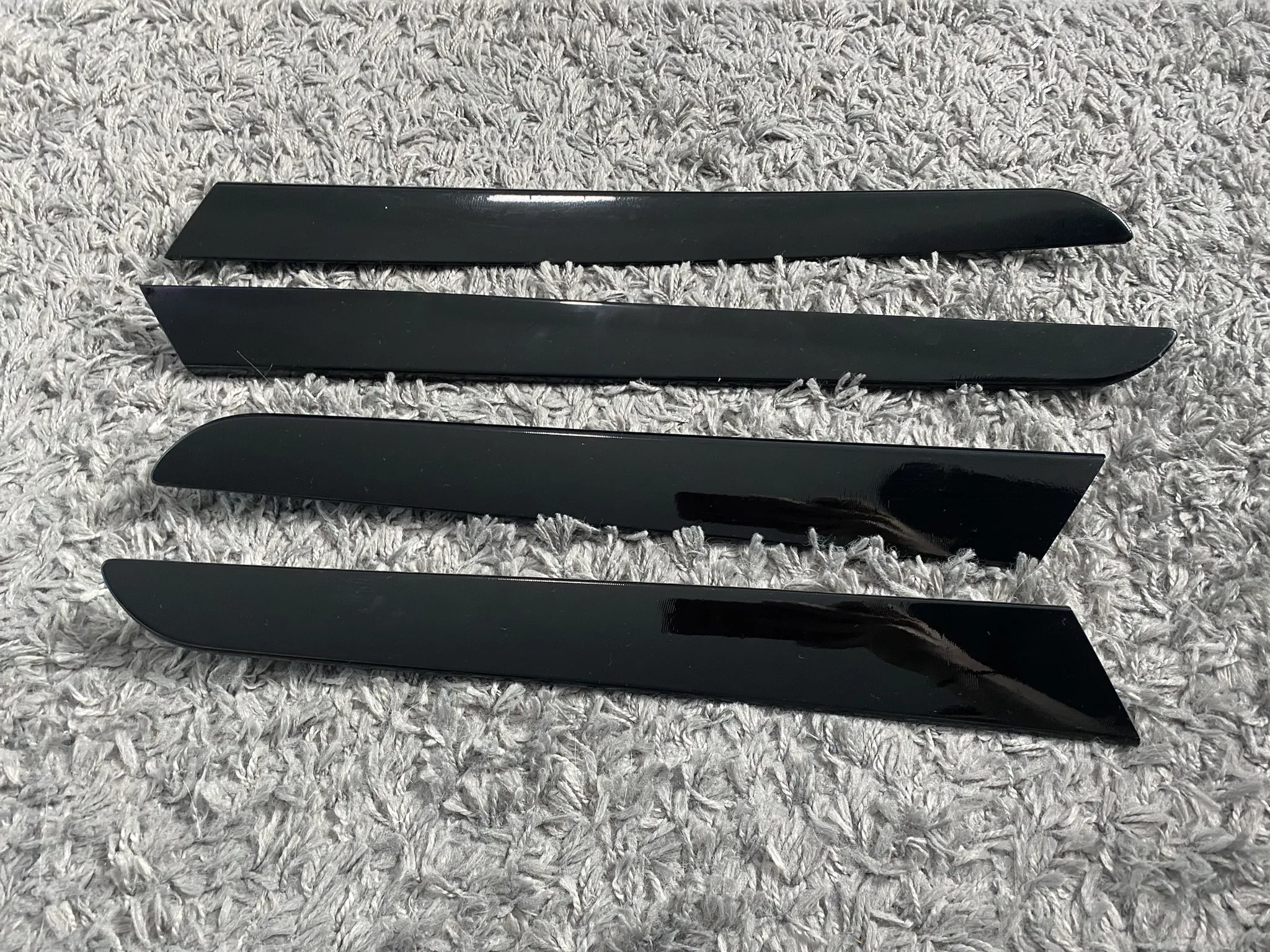 AUDI A6 - Díszlécek - TeckWrap: Gloss Black