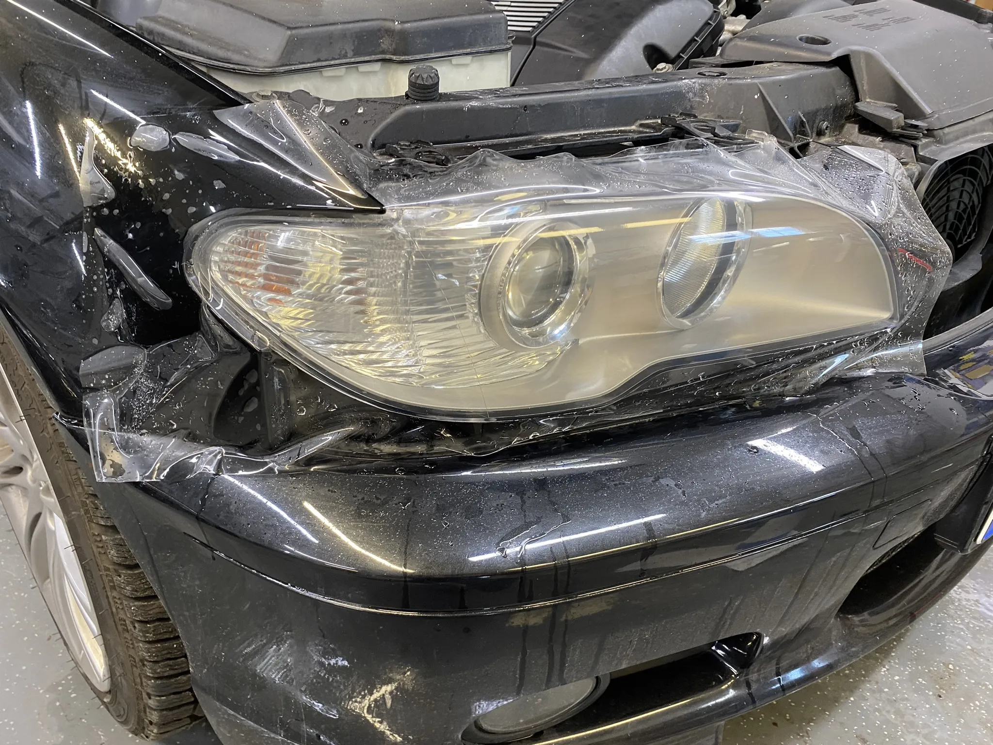 BMW E46 - Lámpakővédő fólia + Polír (Fekete)
