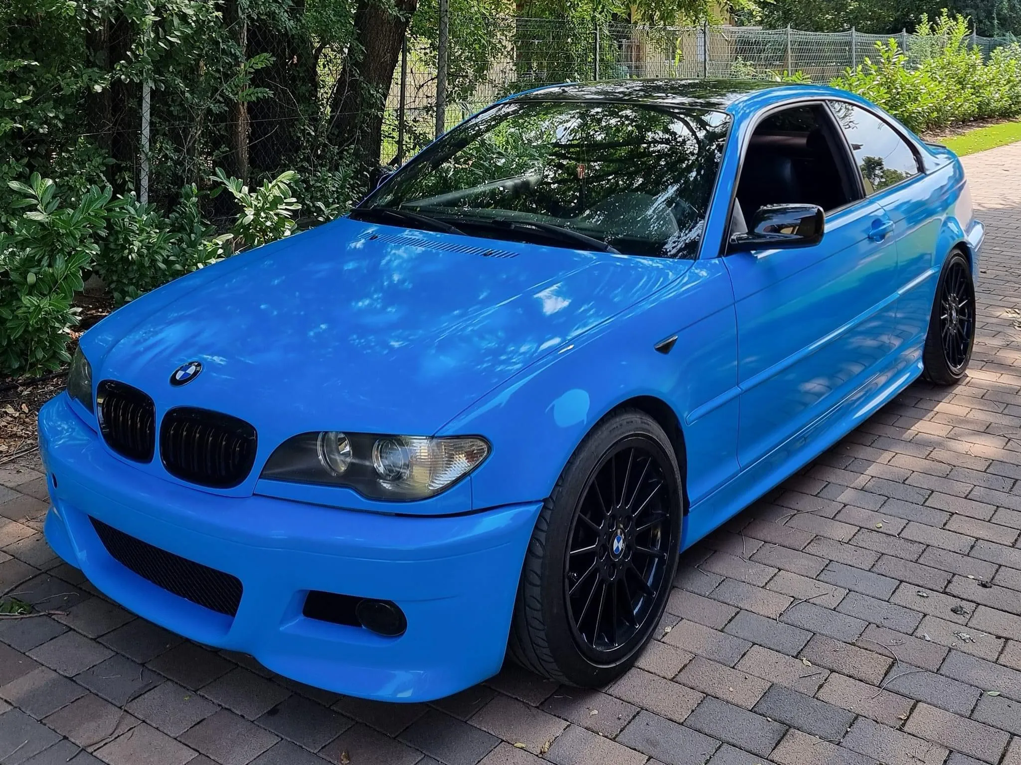BMW E46 - Avery Dennison | Gloss Light Blue 